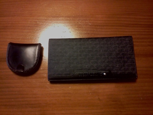 財布とコインケース