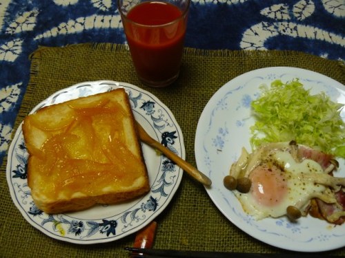 P1750432 (640x480)140514朝食トーストにマーマレード、ベーコンエッグ.jpg