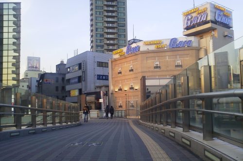 Pedestrian deck around Oizumi-gakuen Station