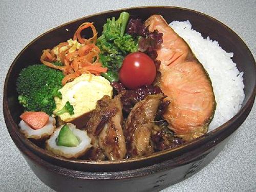 鶏生姜焼き弁当.JPG