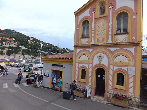 ｻﾝ･ﾋﾟｴｰﾙ礼拝堂