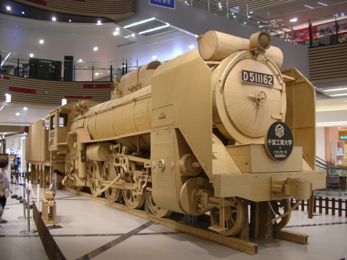 1.Ｄ５１蒸気機関車原寸段ボール模型.JPG