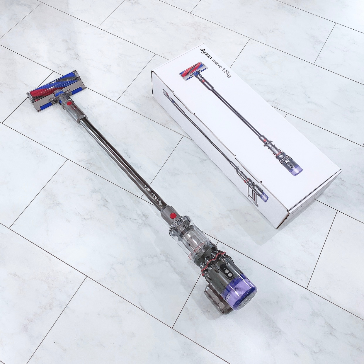 Ｃ１２４】Ｄｙｓｏｎ ダイソン Ｖ７ ＳＶ１１ サイクロン式 掃除機