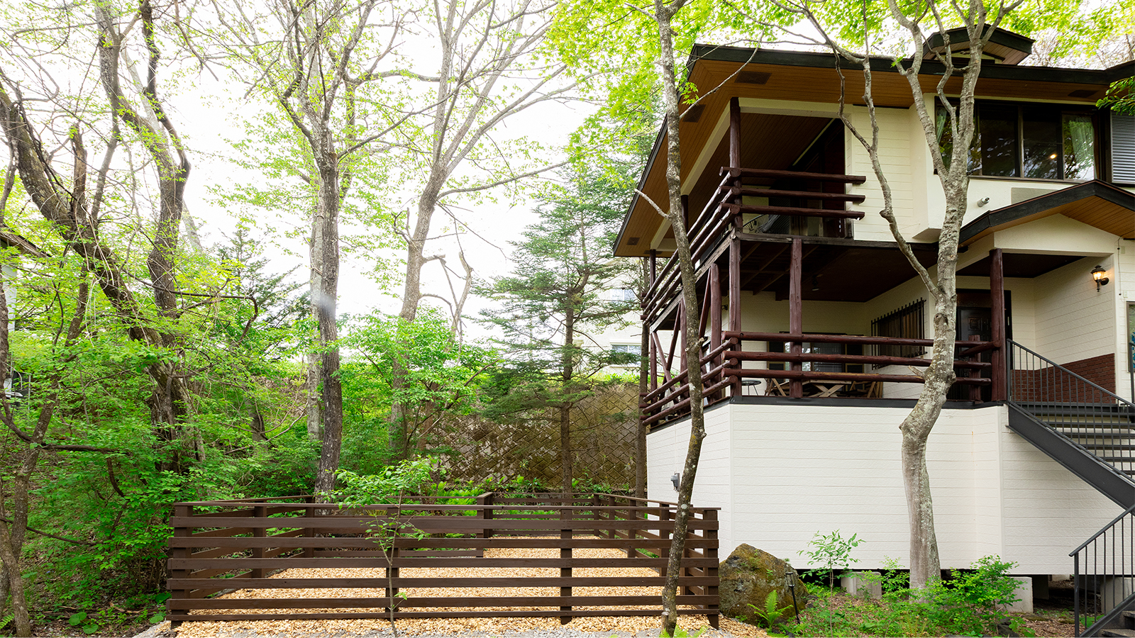 린네 세컨드 리빙 기타카루이자와 가든