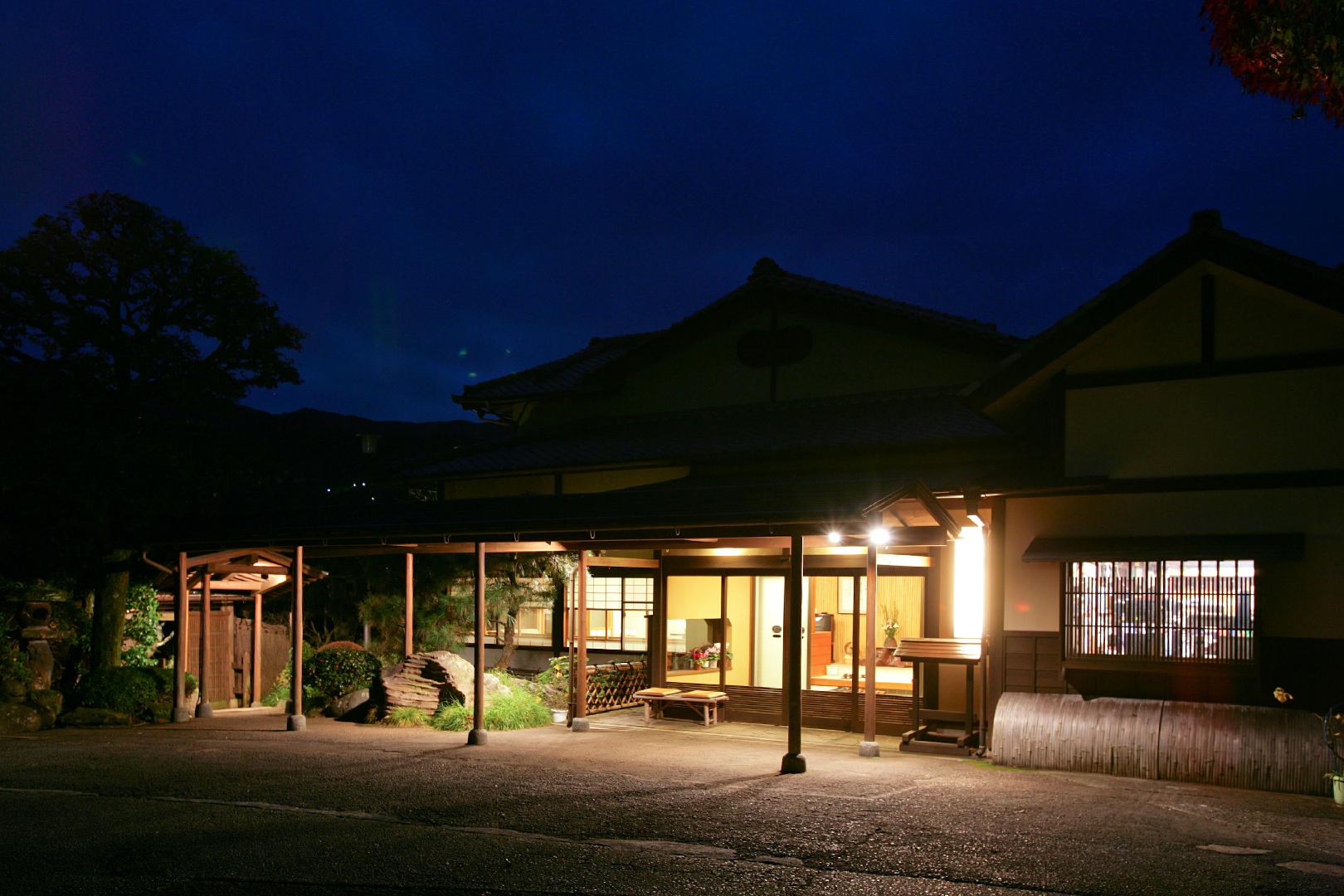 湯河原温泉　懐石旅庵　阿しか里