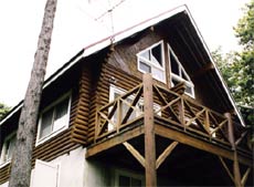 Kashi Besso Furuyu Log House A