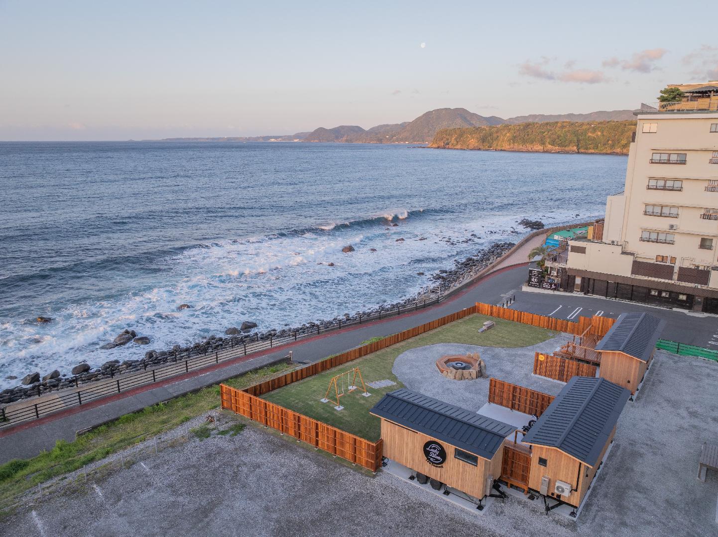 레이디 블루 이즈 이나토리