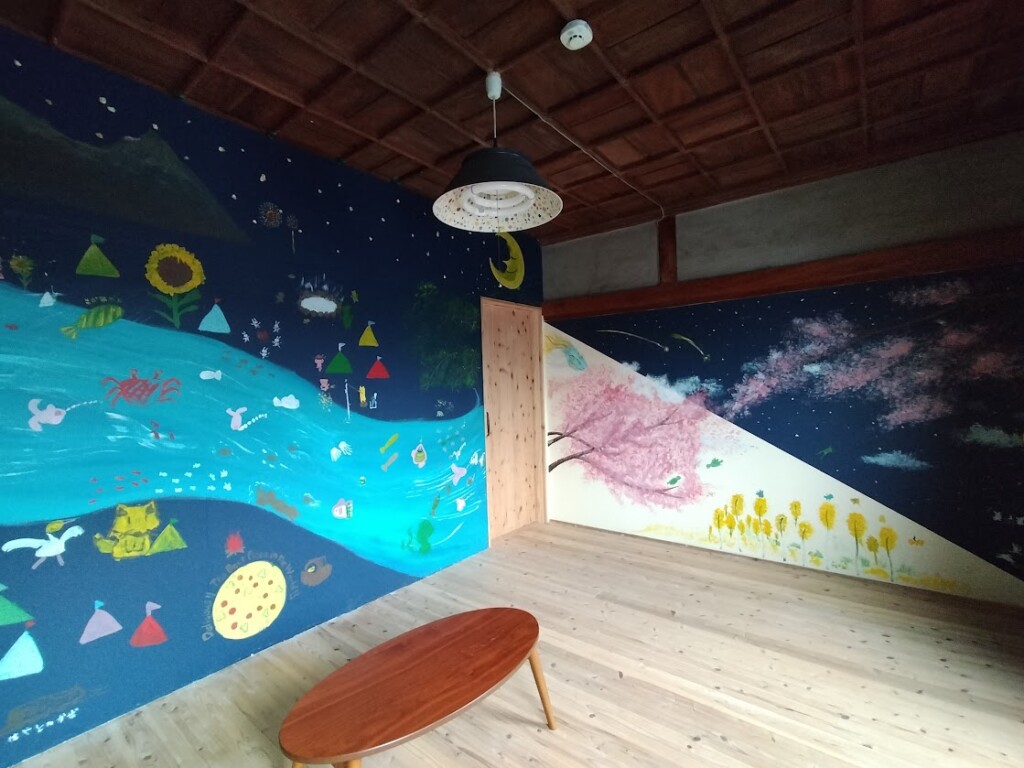 Cafe & Guesthouse Yokokawa Kito