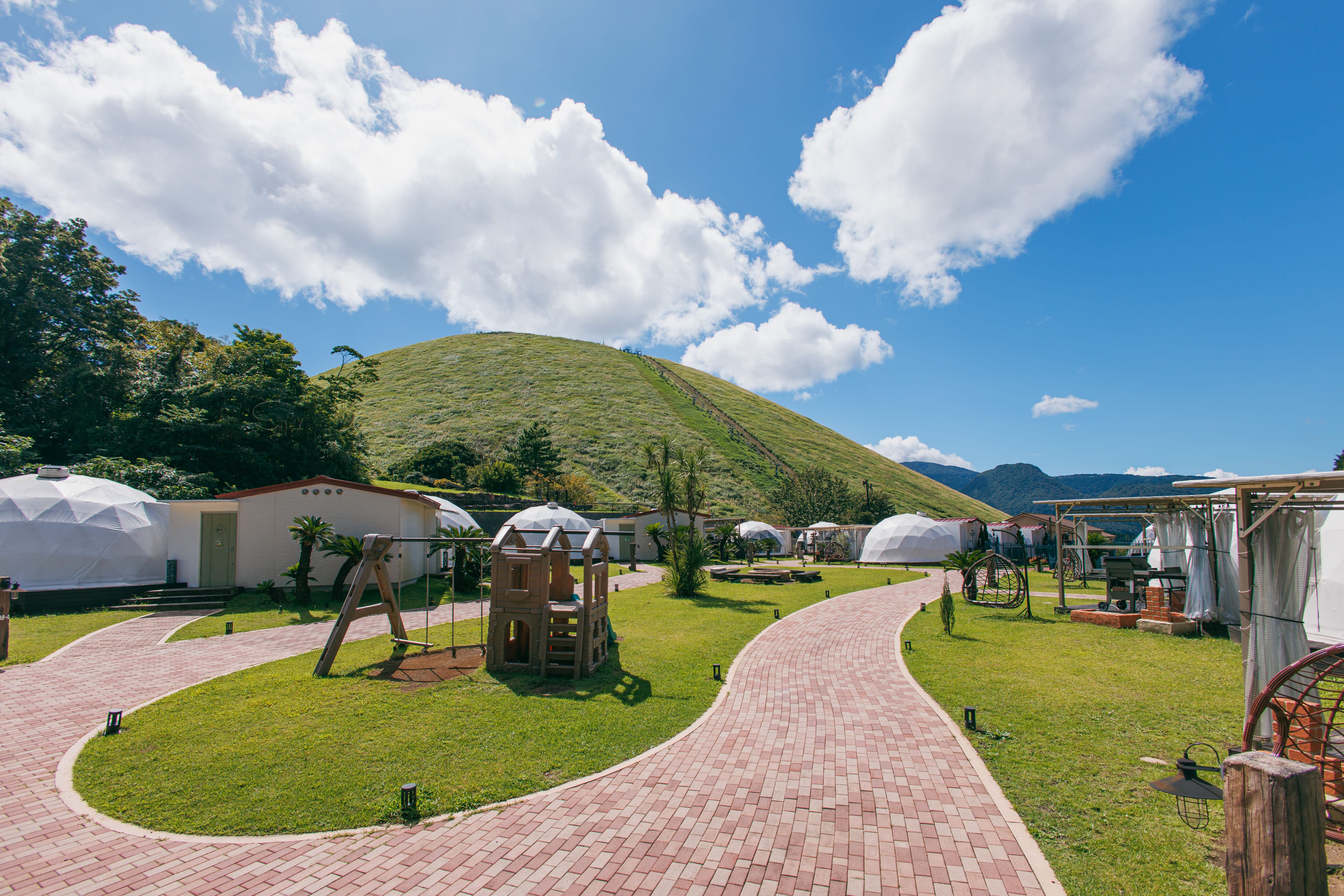 伊豆仙人掌村豪华露营地