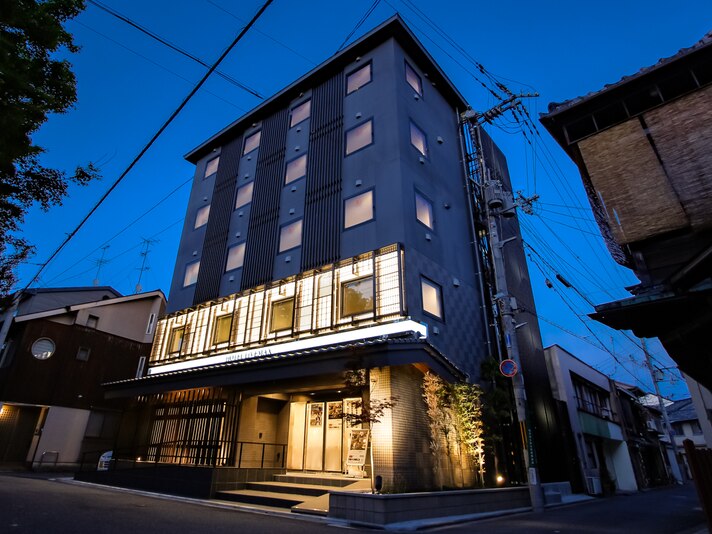 Hotel Livemax Kyoto Kamogawa-mae