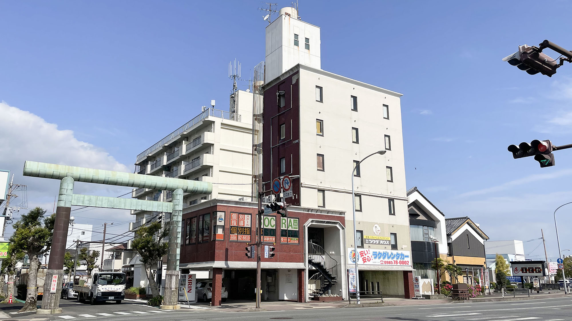 Rakuda Hotel Jingu