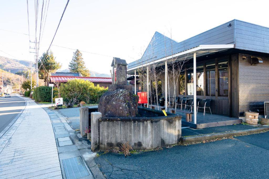 Classic Japan Living Asama