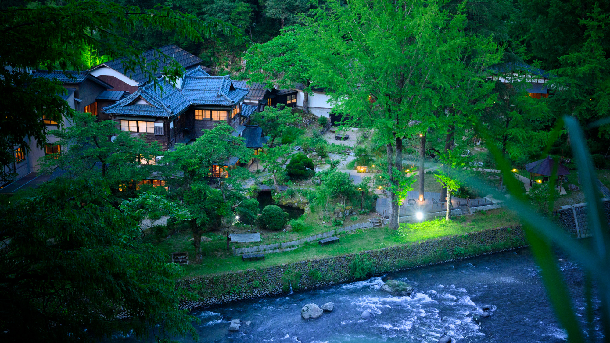 Echigo Nagano Onsen Myosen Waraku Rankeiso