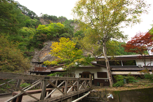 Shinshu Kakuma Onsen Iwayakan