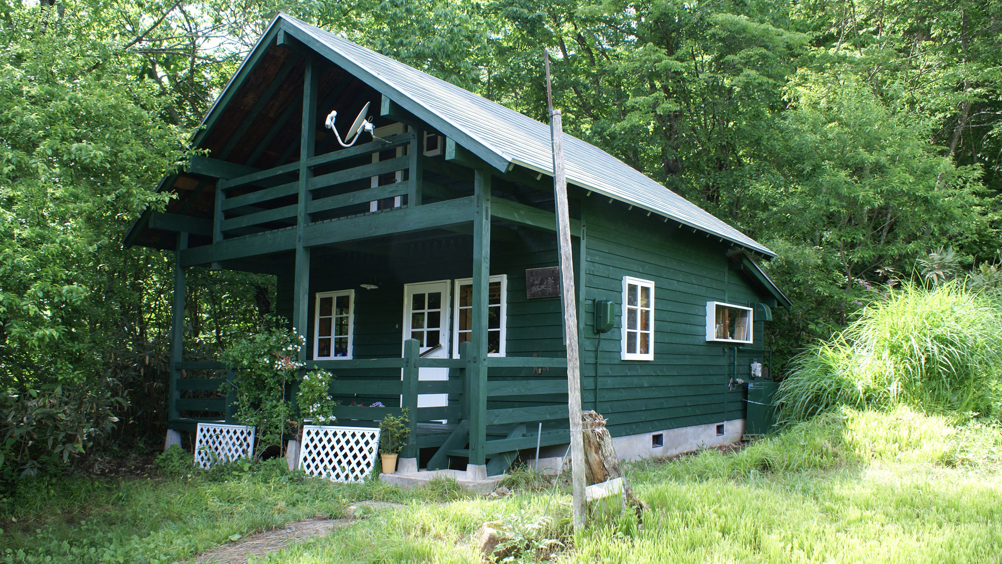 飞騨絵本美术馆POLEPOLE小屋