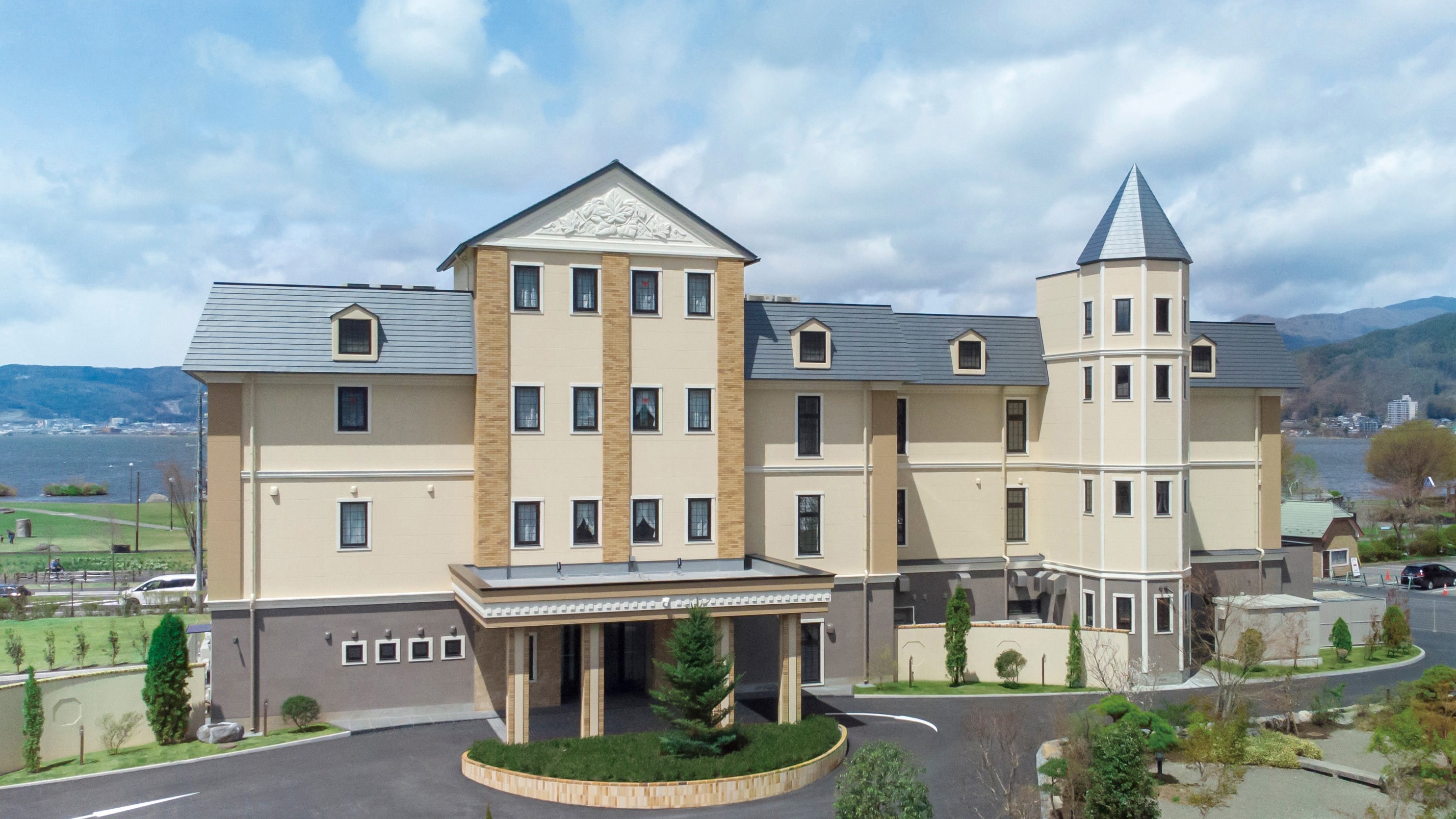 Kamisuwa Onsen Katakura Silk Hotel