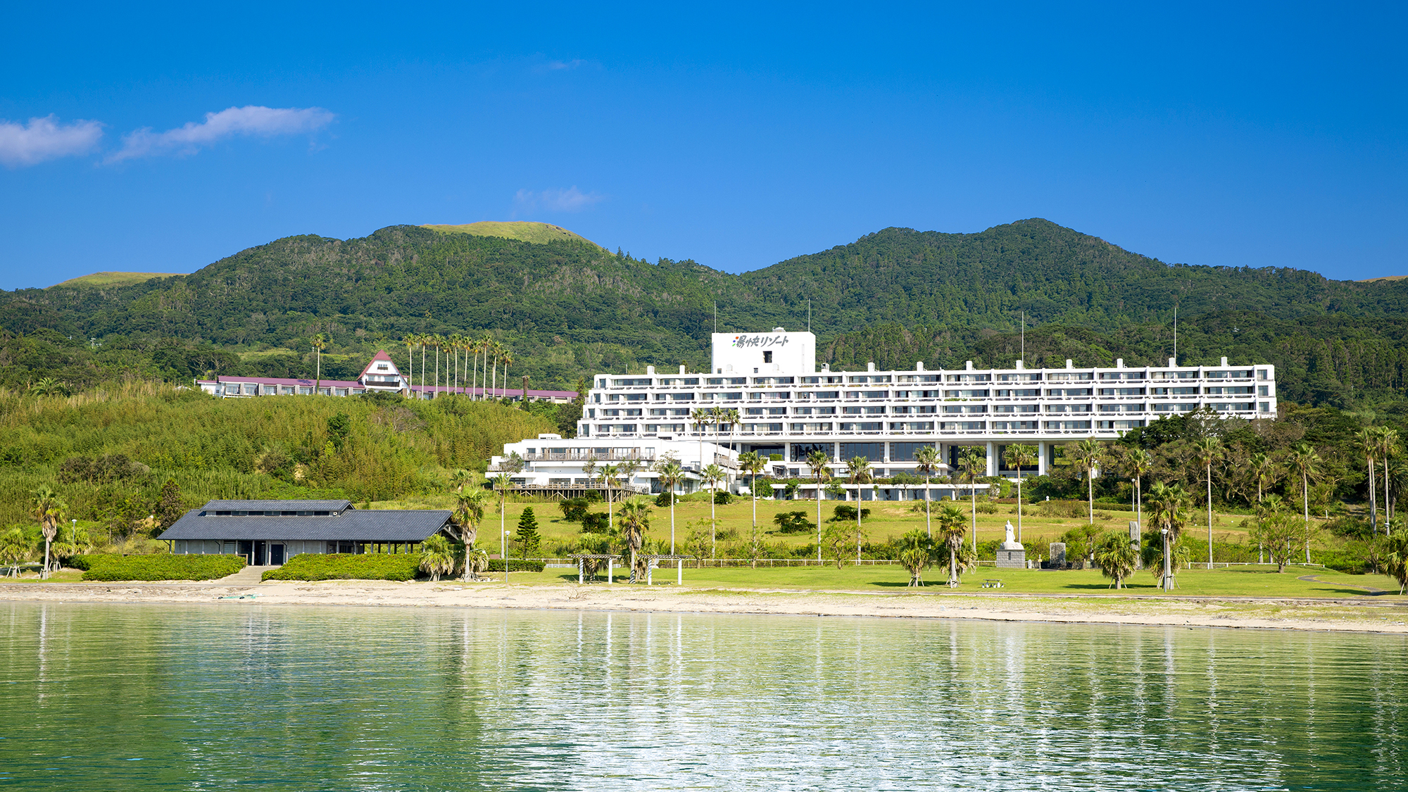 Yukai Resort Premium Hirado Senrigahama Onsen Hotel Ranpu