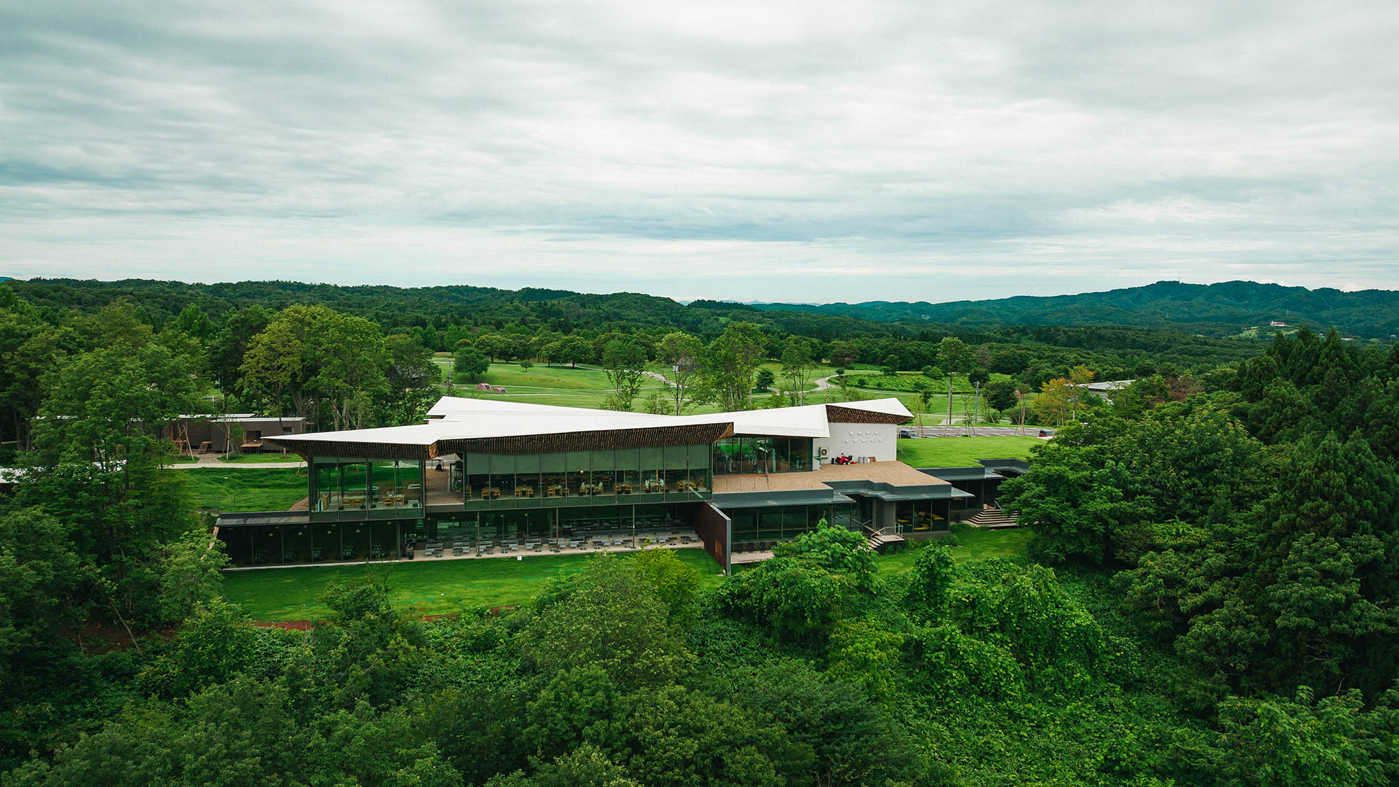 Snow Peak Field Suite Spa Headquarters