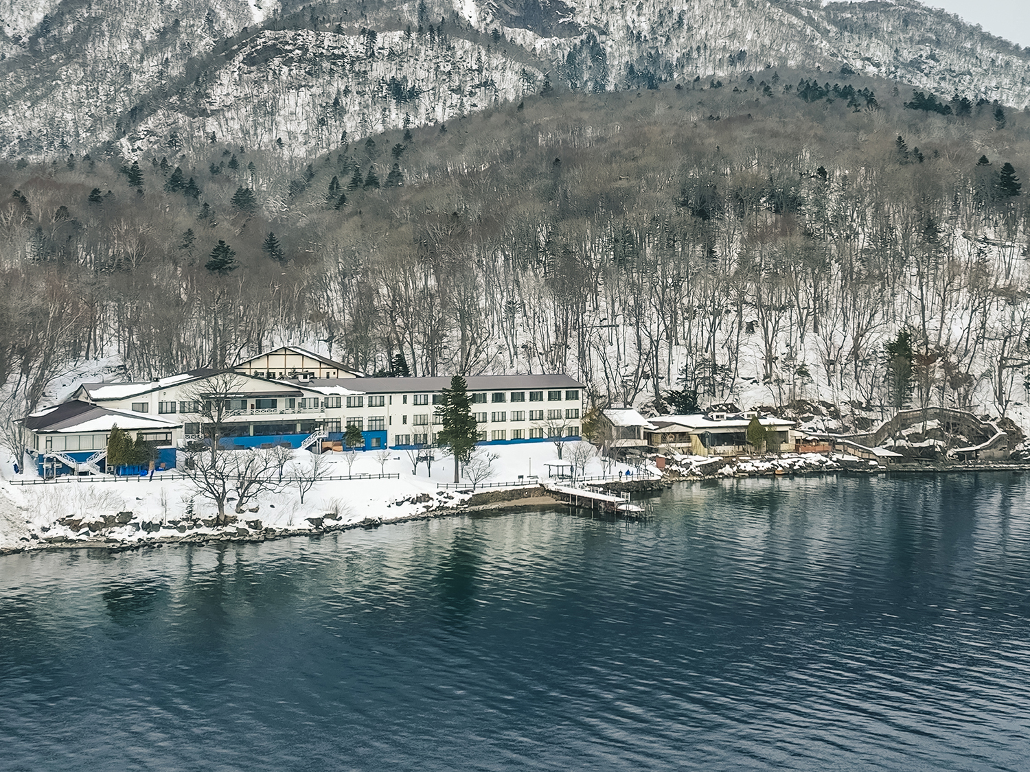 湖畔の宿　支笏湖　丸駒温泉旅館