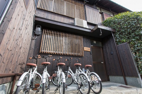 金阁寺京洛屋民宿