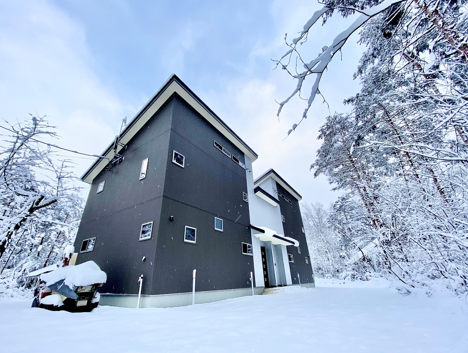 Ｔａｋｅｄａ　Ｃｈａｌｅｔｓ（タケダシャレー）