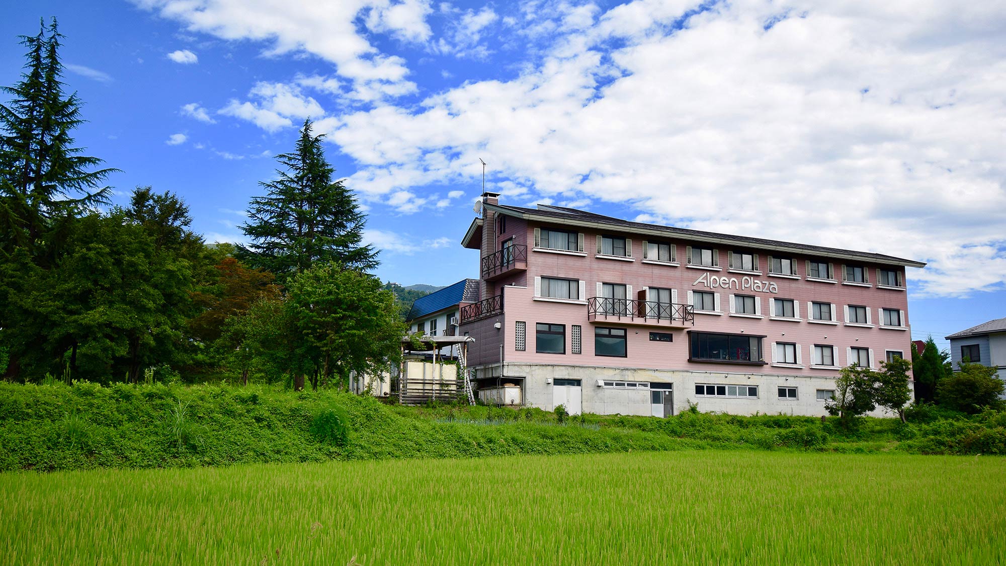 戶狩溫泉阿爾賓廣場旅館