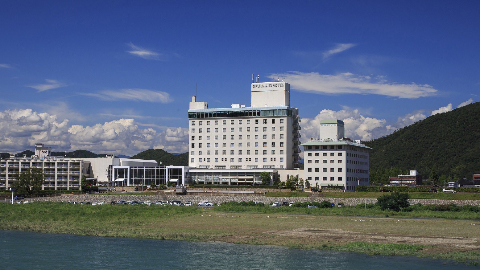 Nagaragawa Onsen Gifu Grand Hotel