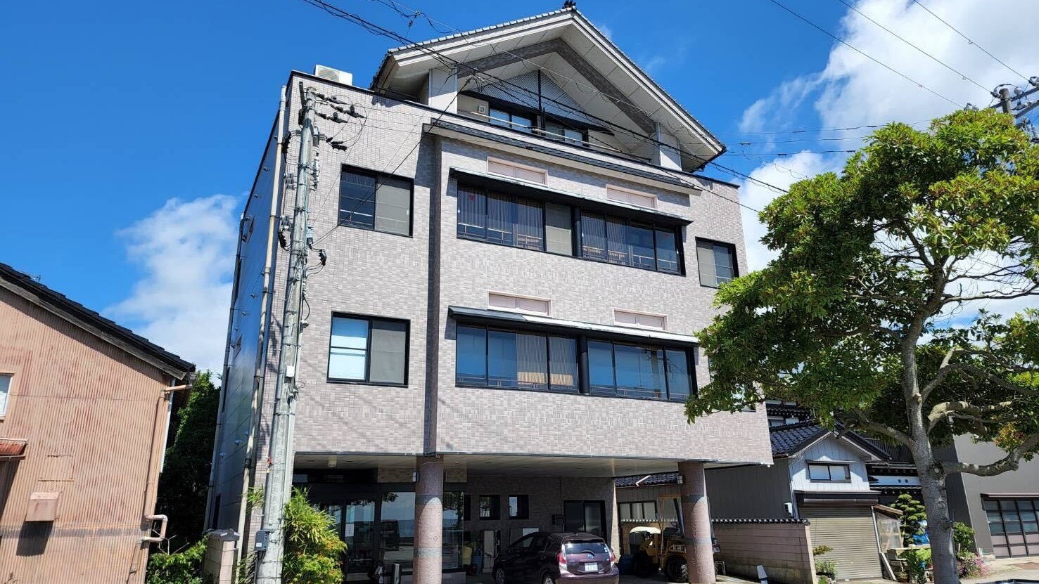 Himi Onsen Guesthouse Sugata