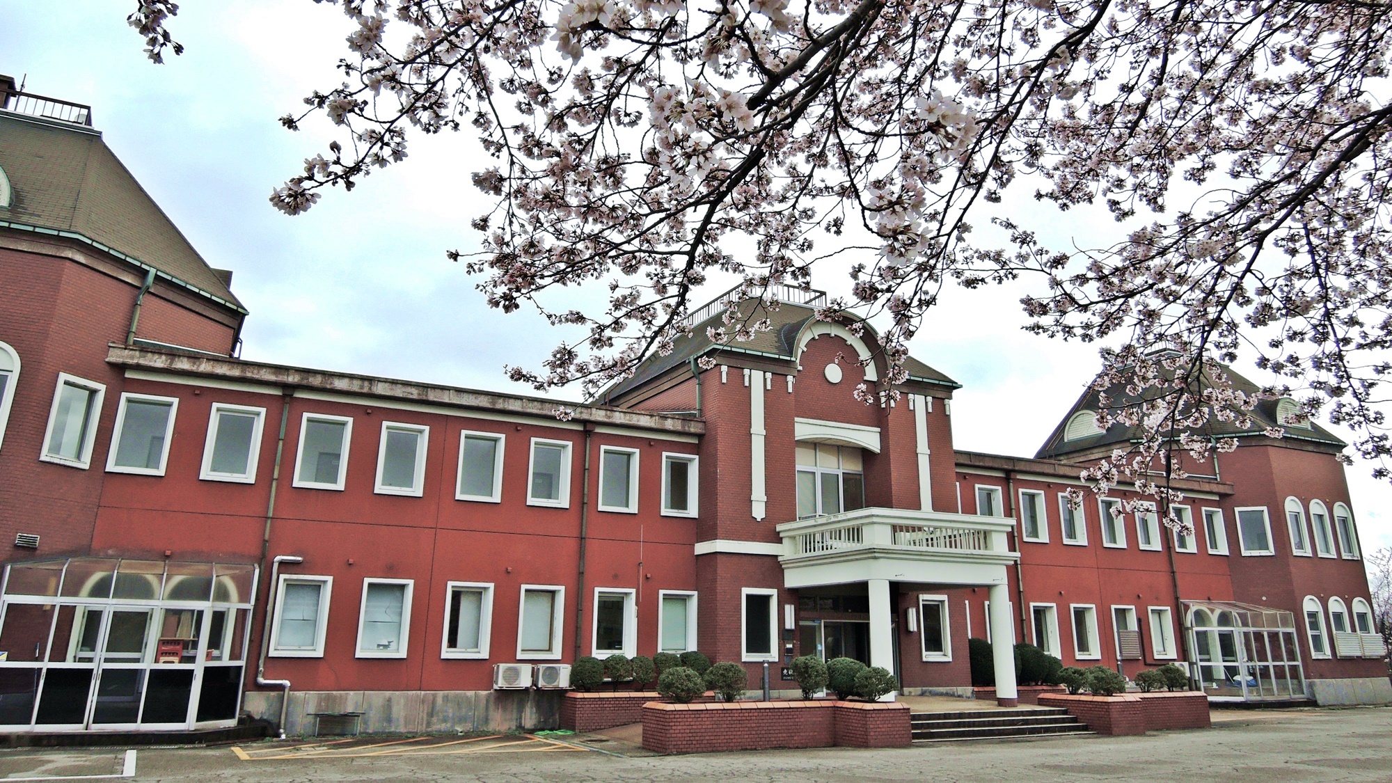 Oyabe City Cycling Terminal