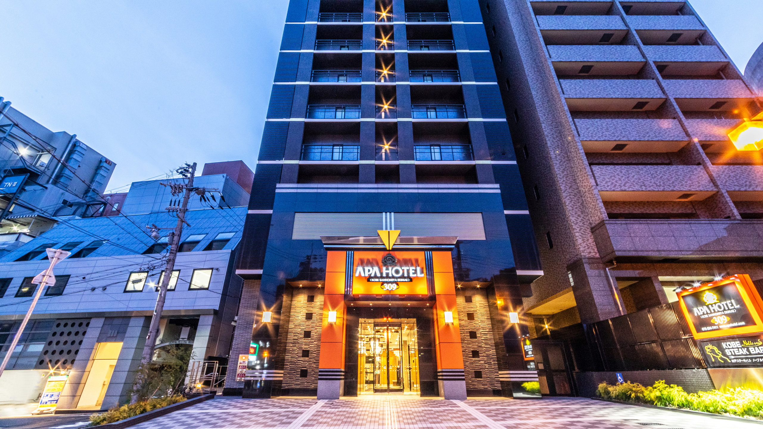 APA Hotel <Kobe Sannomiya Ekimae>