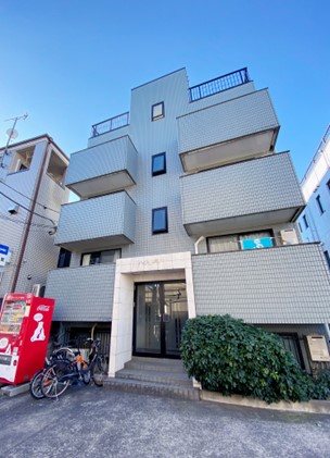 Harukaze House