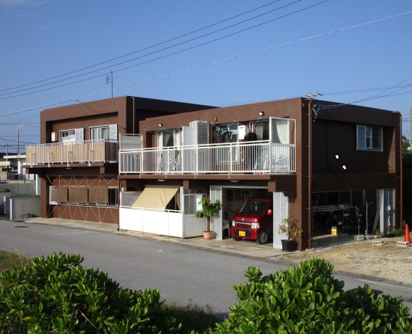 Dekoboco House (Miyakojima)