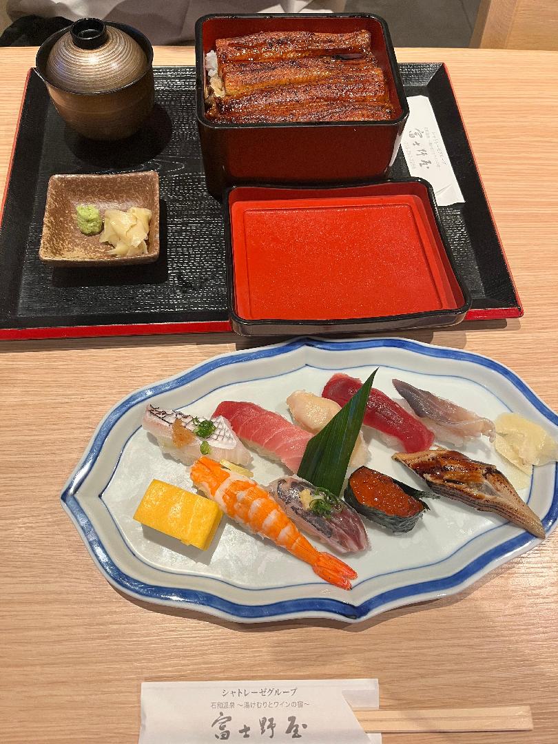 シャトレーゼホテル　旅館　富士野屋