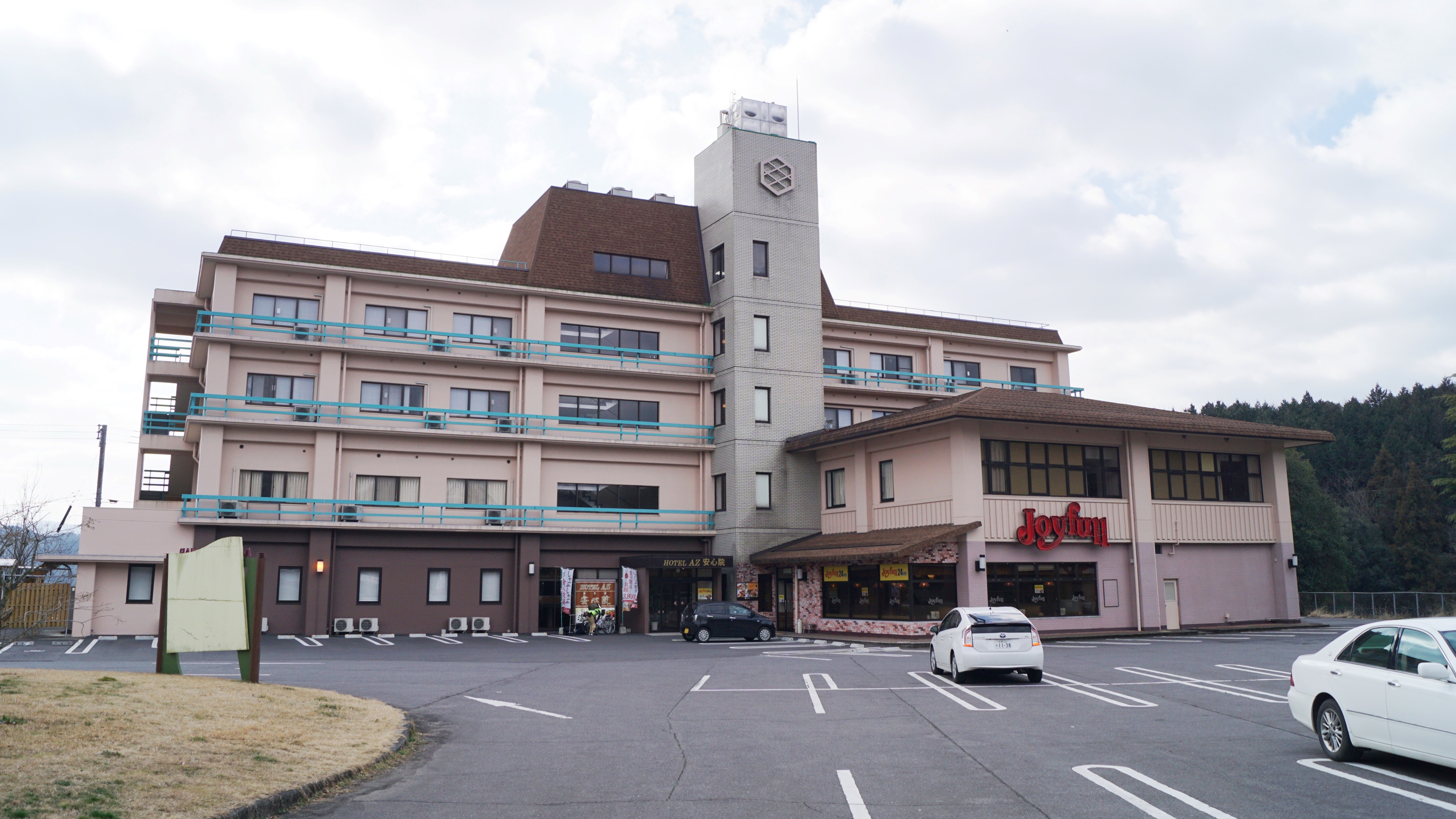 HOTEL　AZ　大分安心院店