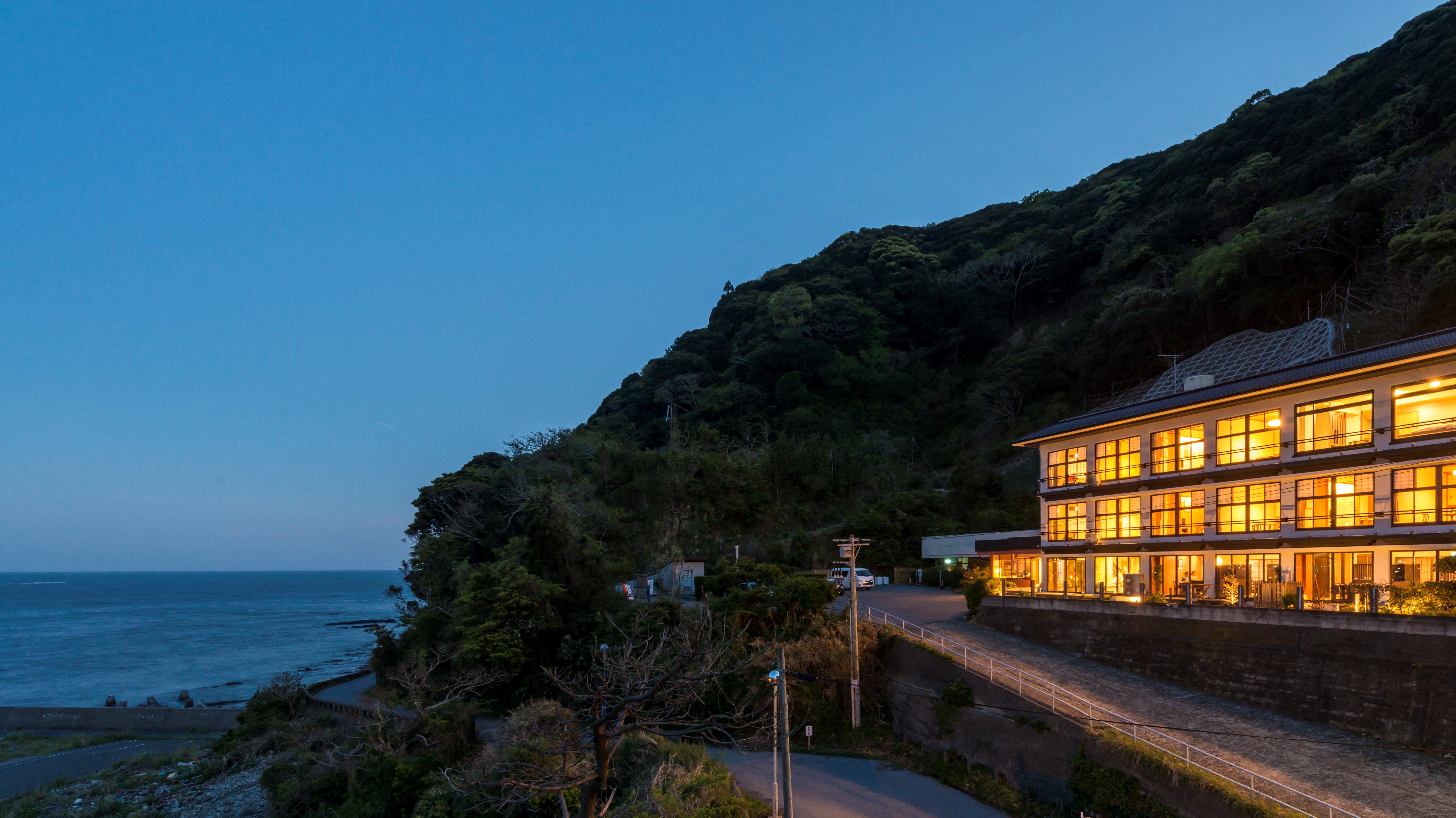 小湊豐明殿溫泉旅館