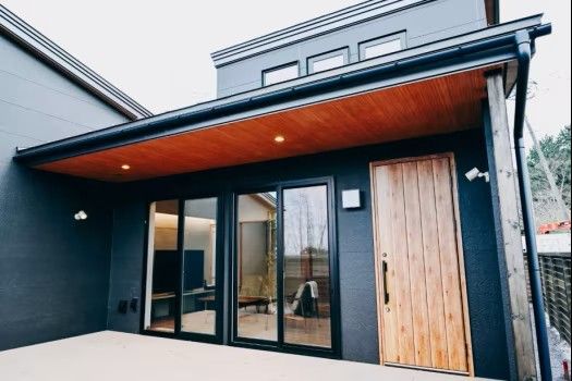 ｍｉｃｈｉｌｌ　ＴＡＮＥＳＡＳＨＩ