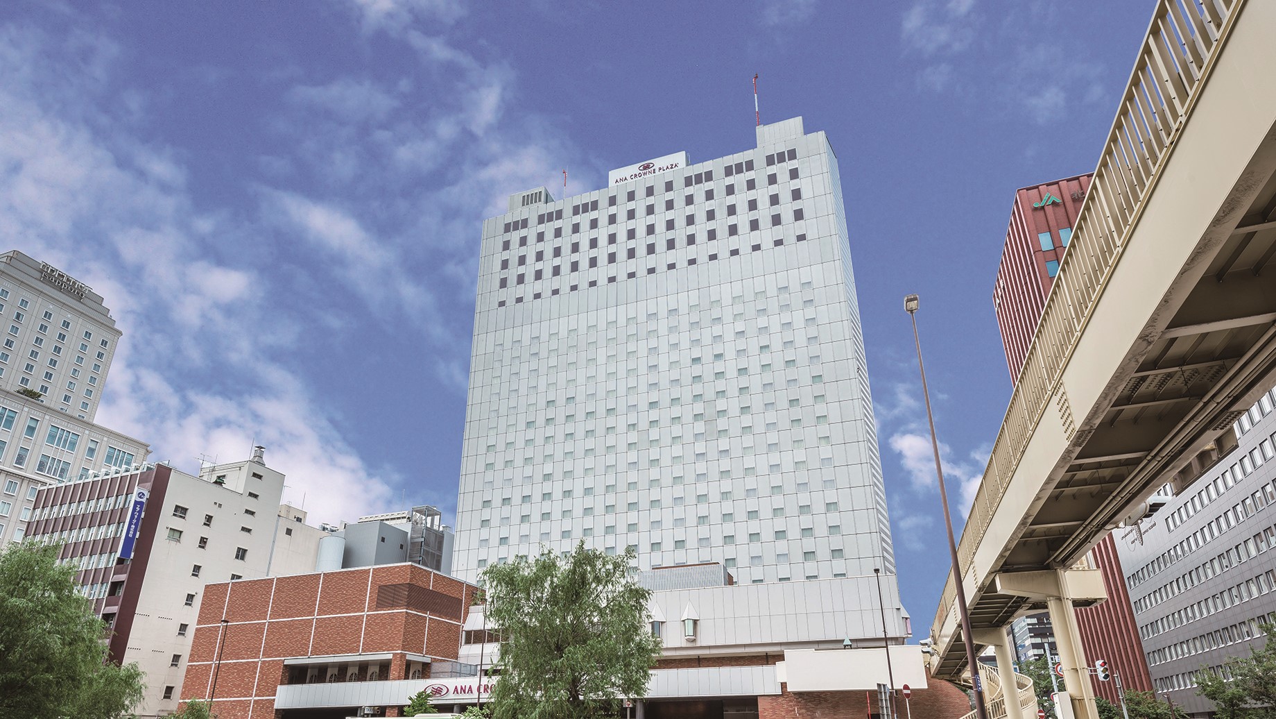 札幌全日空皇冠假日飯店