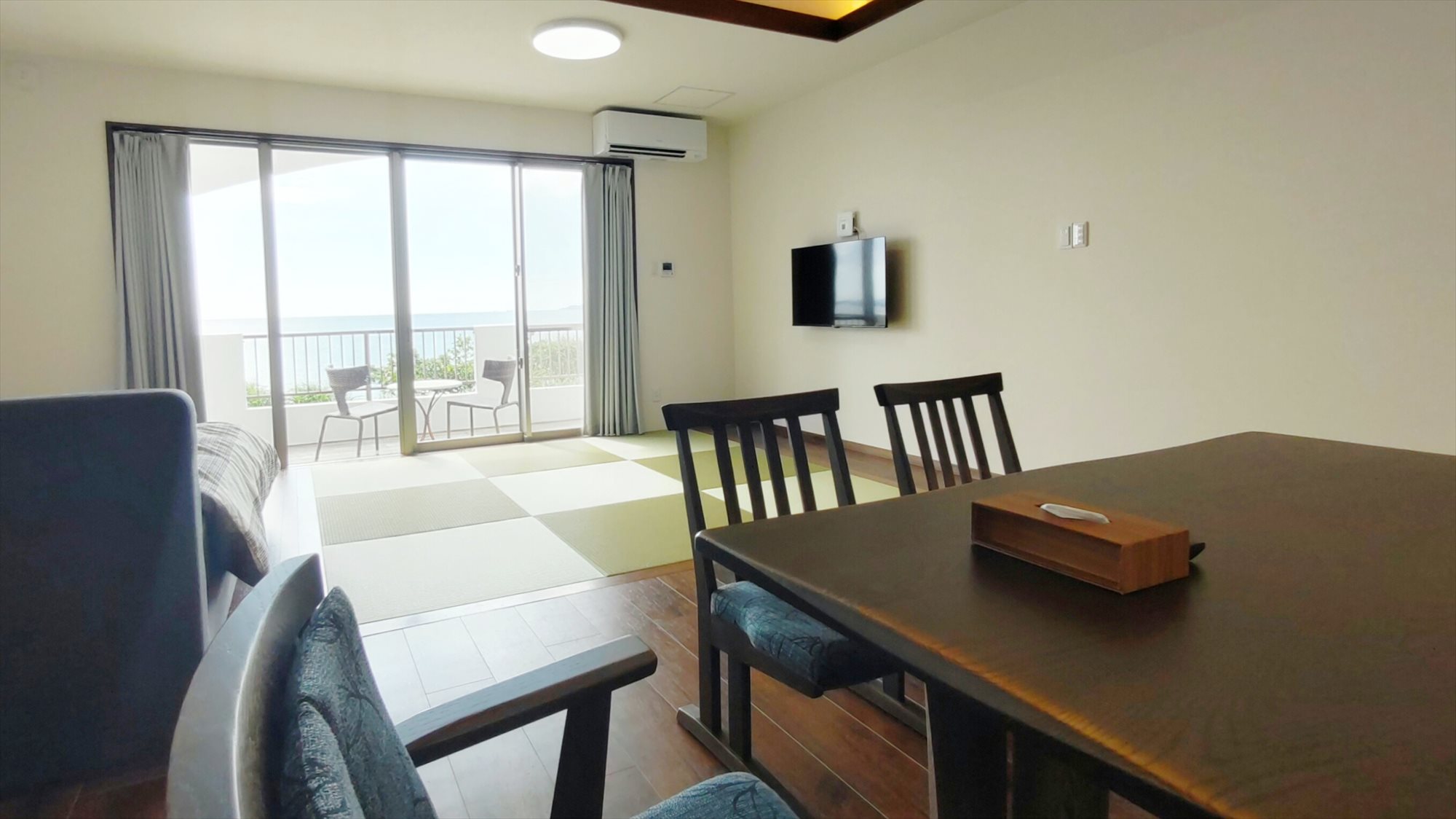 Kariyushi Condominium Resort Nago Seaside House