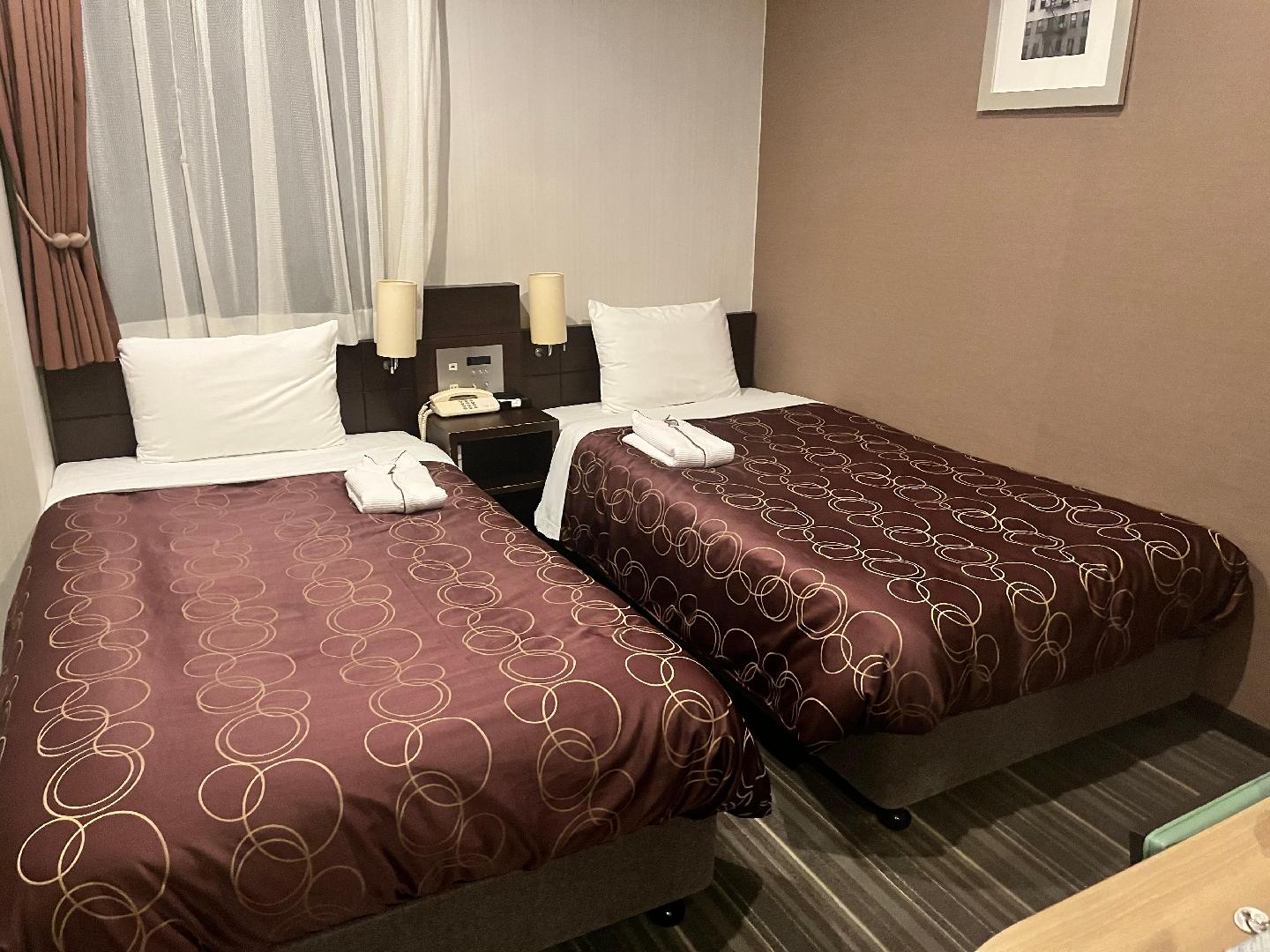 ���x�m�z�e�����É��w�O