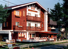 Shika木屋住宿（前：Pension Tirolean House）