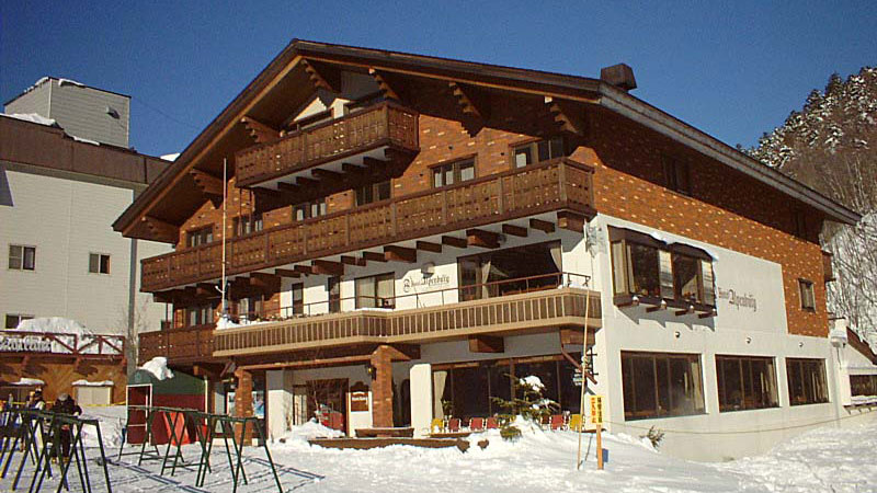 Shigayama Onsen Hotel Alpenburg