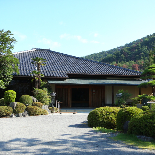 割烹旅馆 桃山（长野县）