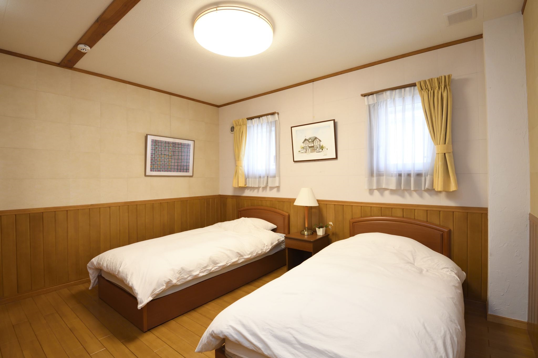 우라야스 게스트하우스