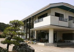 蒲庭温泉と蘇峰園　蒲庭館