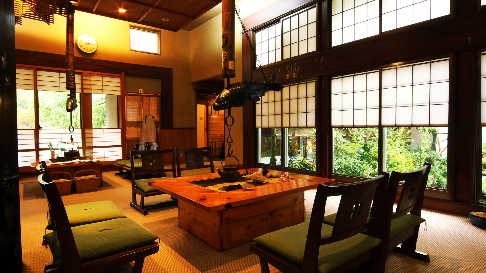 Yugawara Onsen Kappo Ryokan Uoshizu