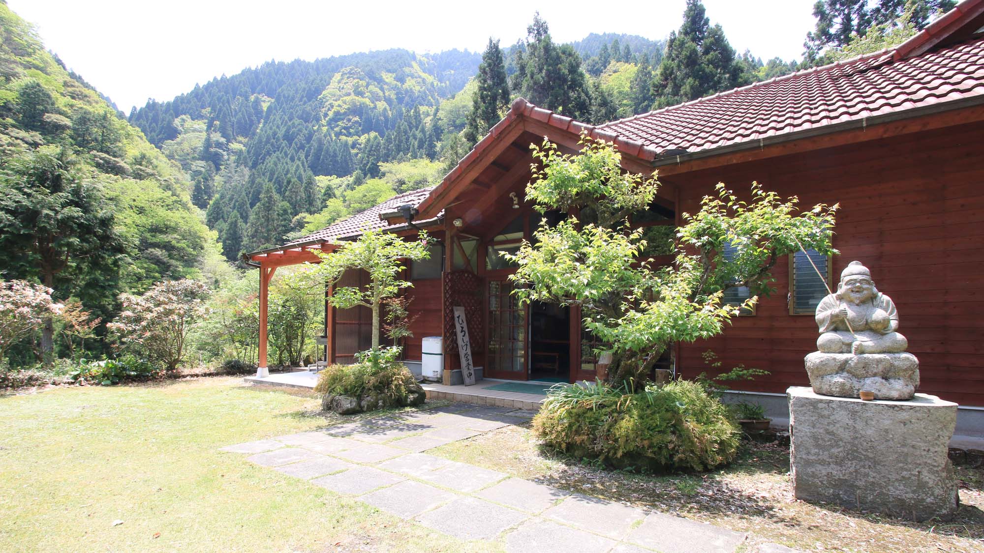 Mountain River Lodge Minshuku Hiroshige