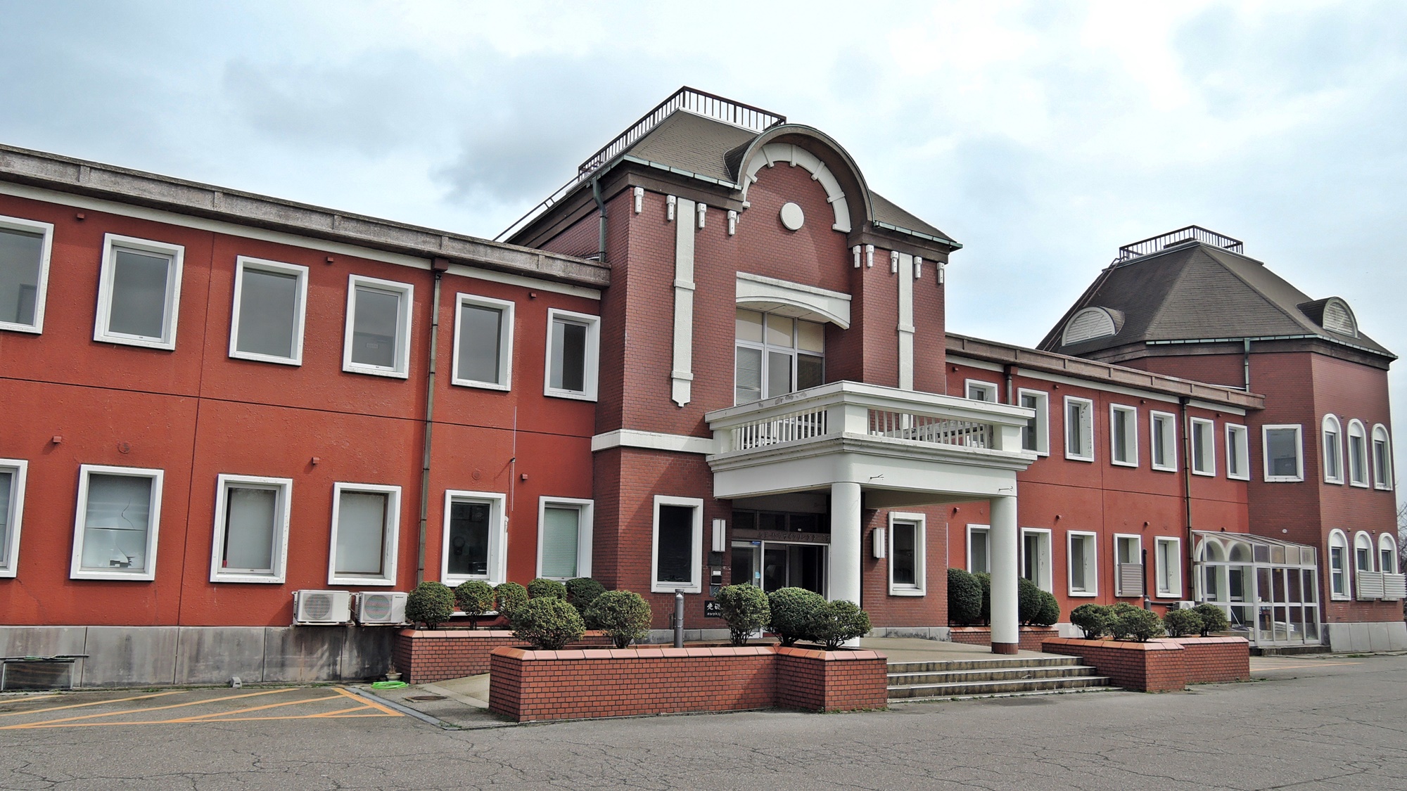 Oyabe City Cycling Terminal