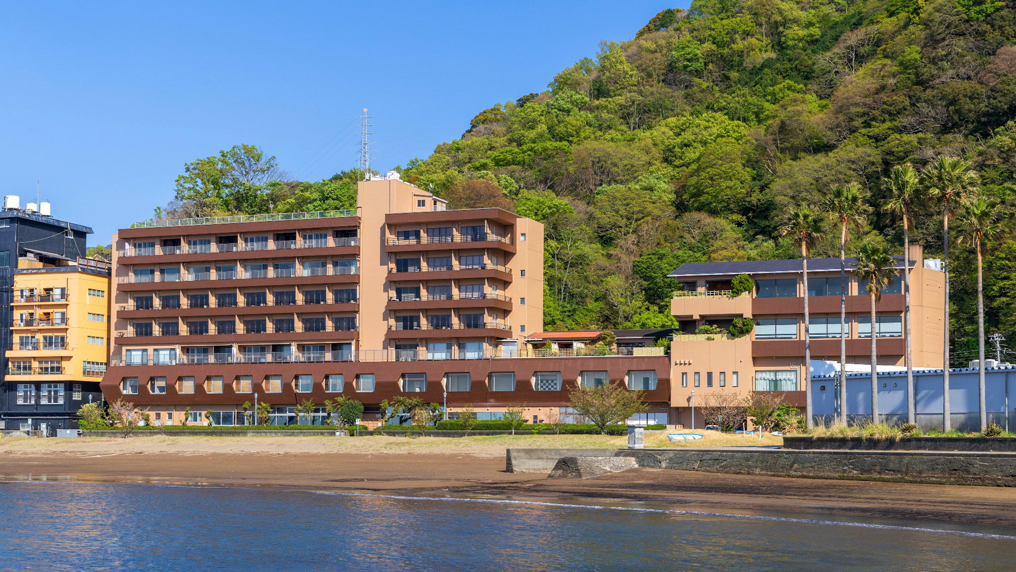 Nishi Izutoi Onsen Meijikan