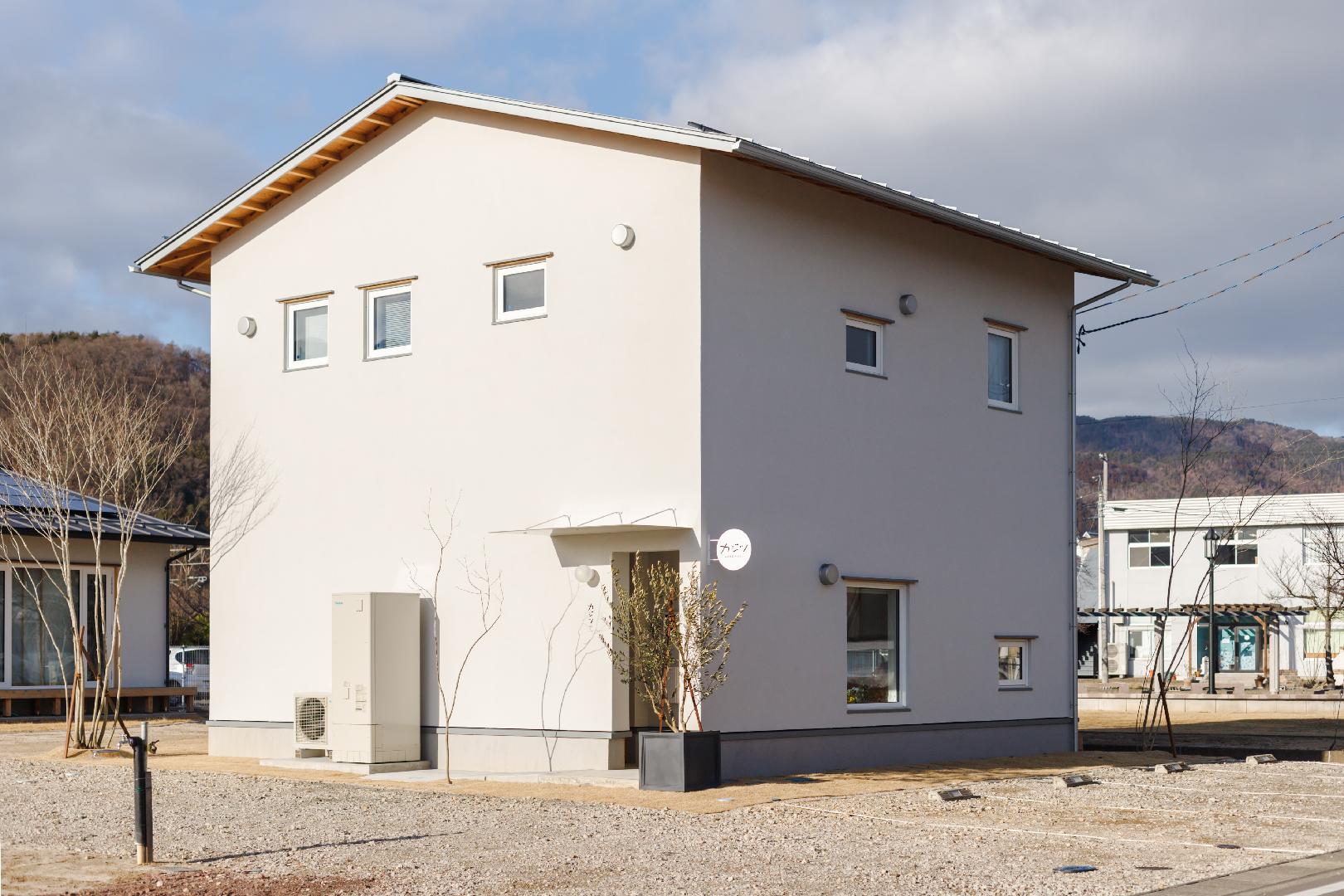 ＣＡＦＥ＆ＨＯＴＥＬカジツ