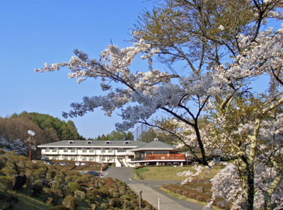 草原花园酒店